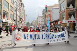20. Türk Dünyası Şölen Yürüyüşü