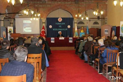 Turan Kültür Merkezi - Türkler ve Müslümanlık