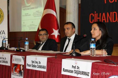 Turan Kültür Merkezi - Atatürk'ü Anarken "Yurtta Sulh Cihanda Sulh"