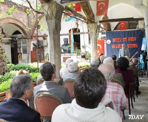 Turan Kültür Merkezi - Türk Dünyası Araştırmaları Vakfı Örneğinde Vakıf ve Sivil toplum Analizi