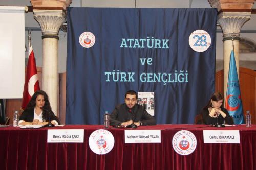 Turan Kültür Merkezi - Atatürk ve Türk Gençliği