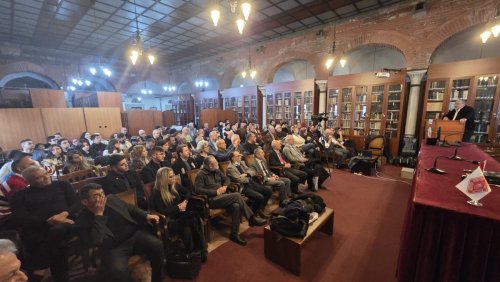 597352859 1279766597512695 1303393708197182311 n